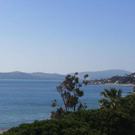 Les Dauphins-1 By Interhome *