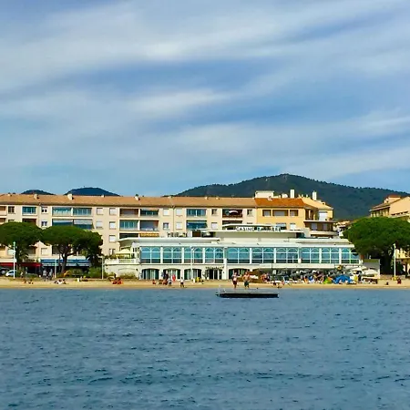 Les Dauphins-1 By Interhome *