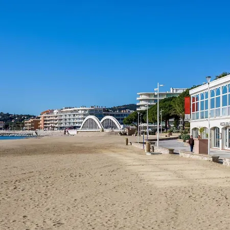 Les Dauphins-1 By Interhome Lägenhet