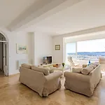 Les Dauphins-1 By Interhome Apartamento Sainte-Maxime